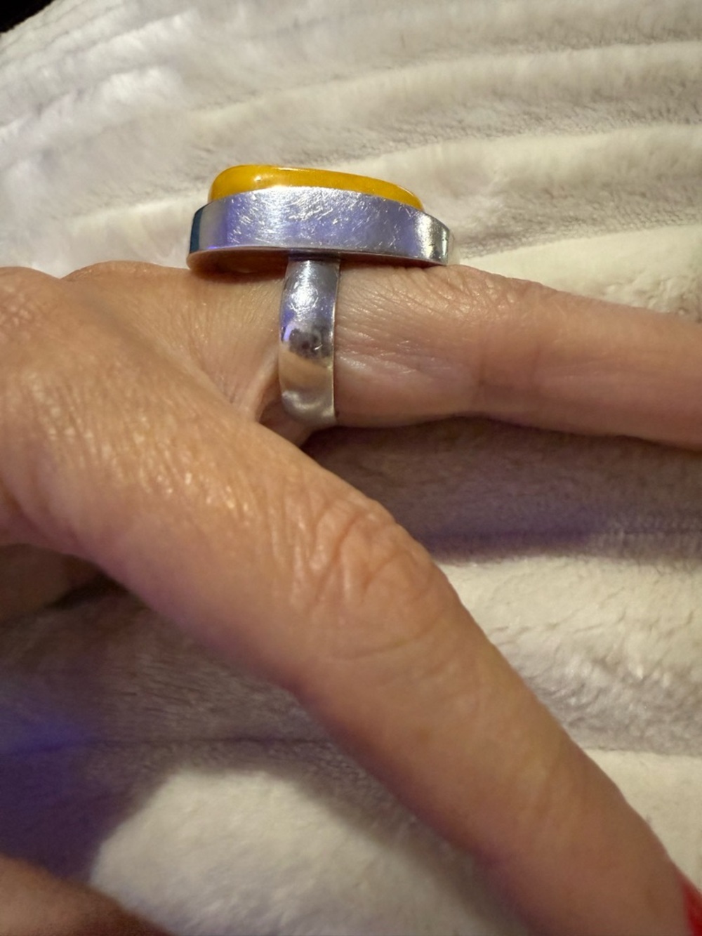 Oversized Butterscotch Yellow Stone Statement Ring - Picture 2 of 9